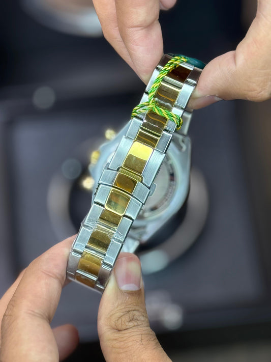 V9 Daytona style Watch