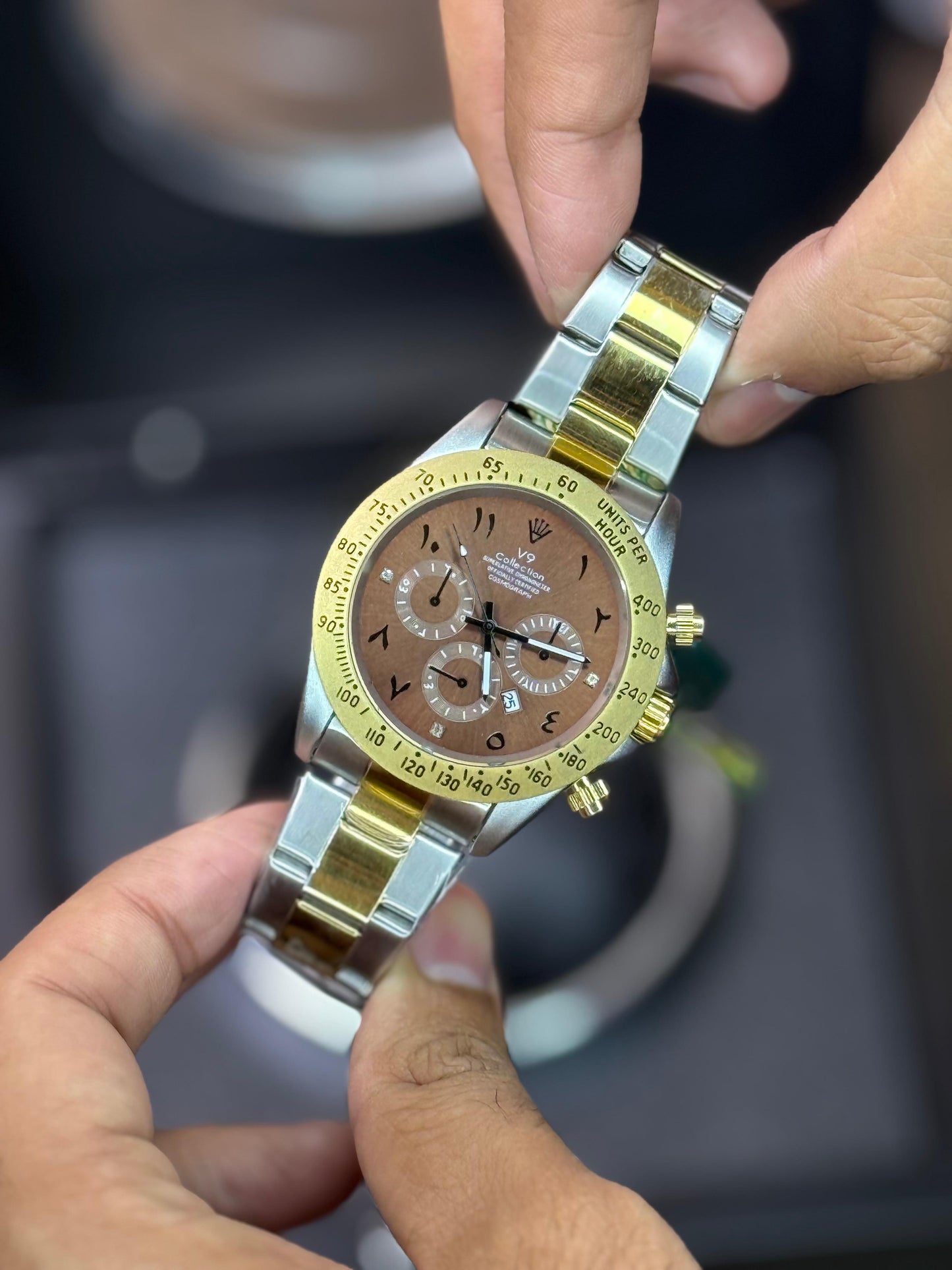 V9 Daytona style Watch